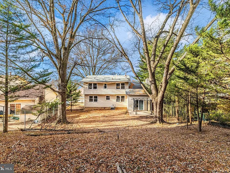 674 College Pkwy — Photo 42