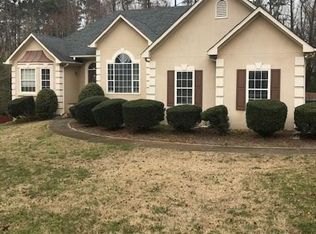 216 Water Oaks Ct, Hampton, GA 30228