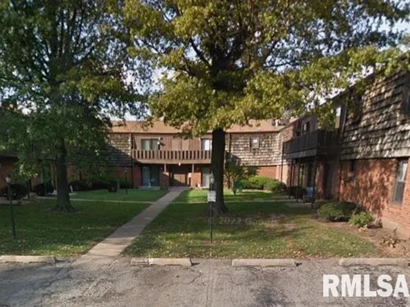 1905 Jeanette Ln APT 4, Springfield, IL 62702