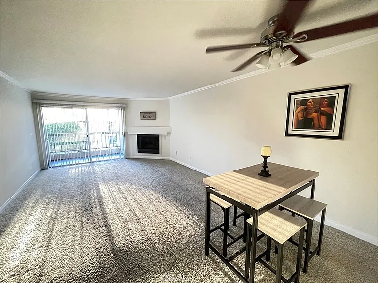5540 Owensmouth Ave — Photo 13
