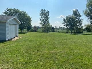 4th image of 7501 Mechanicsburg Catawba Rd
