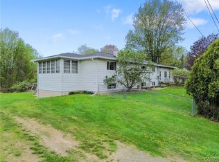 65 Clark Crest Dr, Phoenix, NY 13135