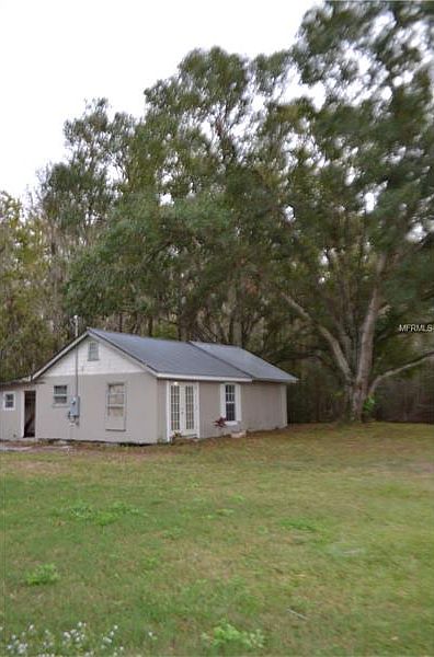 1st image of 135 4th Ave