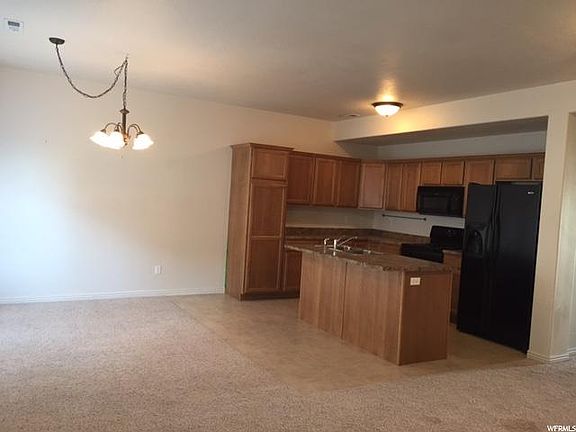 5th image of 1491 N August Dr