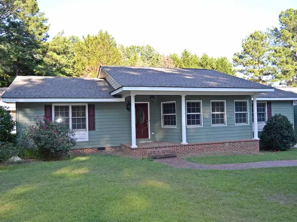 2635 Dog Leg Ln, Seneca, SC 29678