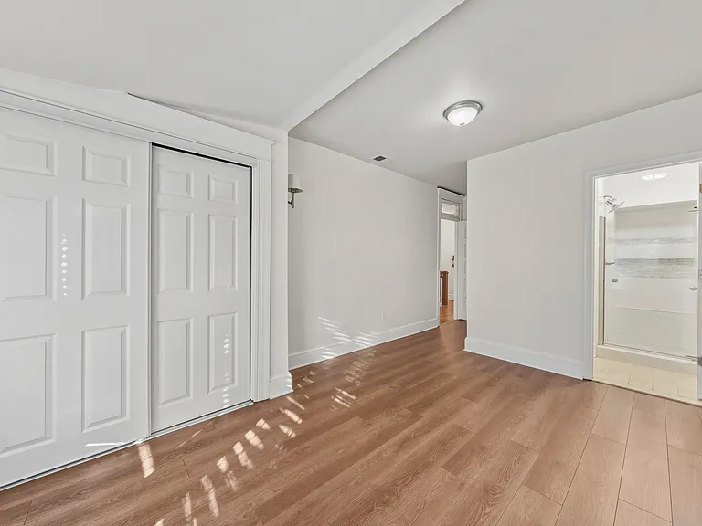 51 Girard St NE — Photo 13