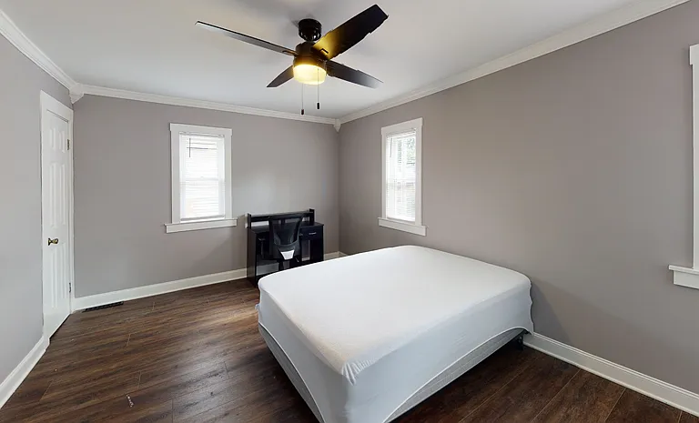 124 Lorraine Ave — Photo 5