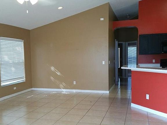 3rd image of 6469 Livewood Oaks Dr
