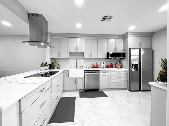 5th image of 5780 Fernley Drive W #87
