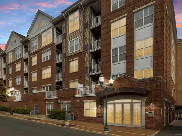 850 East Main Street APT 510, Stamford, CT 06902