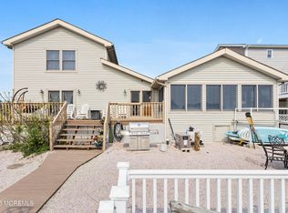 8 N Captain Drive, Tuckerton, NJ