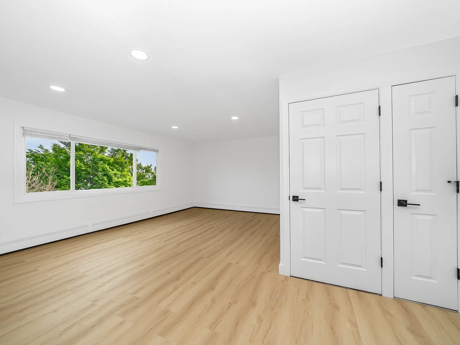 2 bed, 1200 sqft, $3,150 — Photo 2