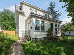 9 Glen Rd, Cranston, RI 02920