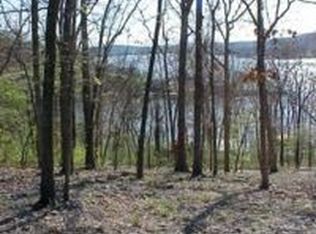 172 Greenview Dr, Camdenton, MO 65020