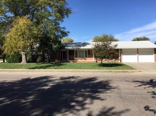 1101 Labrador Blvd, Garden City, KS 67846