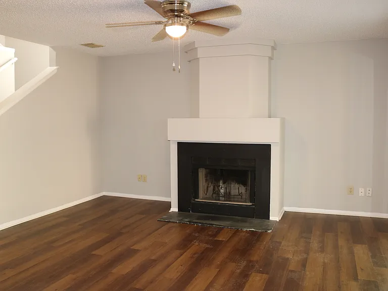 3824 Forsyth Park — Photo 5