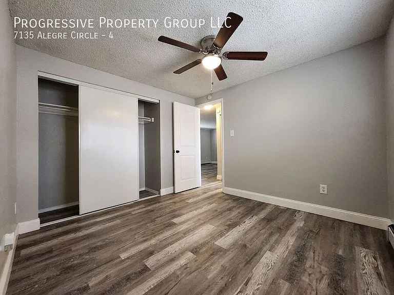 7135 Alegre Cir #4 — Photo 16