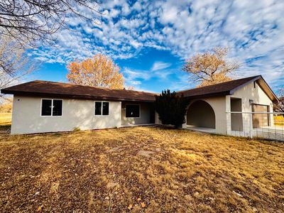 11 Avenida Alegre, Los Lunas, NM, 87031