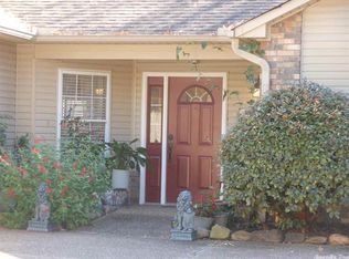 33 Sacedon Ln, Hot Springs Village, AR 71909