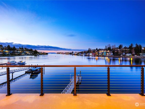 3636 W Commodore Way, Seattle, WA 98199