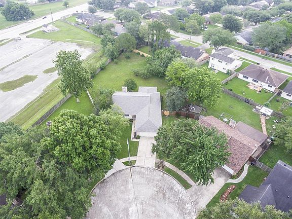 2nd image of 17003 Quail Bend Dr