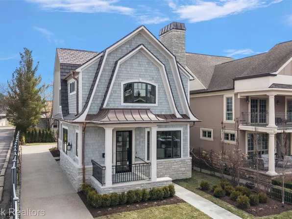 535 Henrietta St, Birmingham, MI 48009