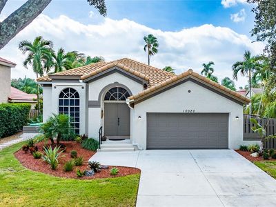 10320 Santiago Street, Cooper City, FL, 33026