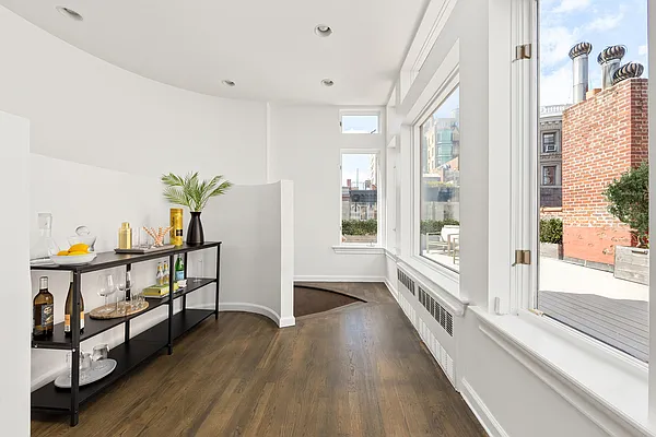 Sold by SERHANT. | media 20