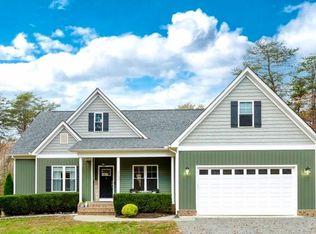 2802 Perkinsville Rd, Maidens, VA 23102