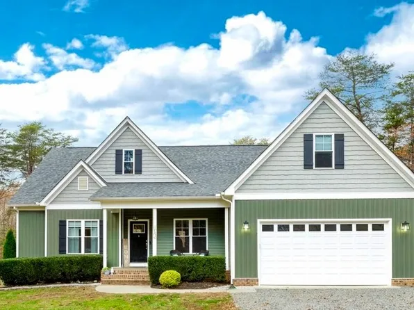 2802 Perkinsville Rd, Maidens, VA 23102