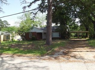 1106 E Easy Ave, Crockett, TX 75835