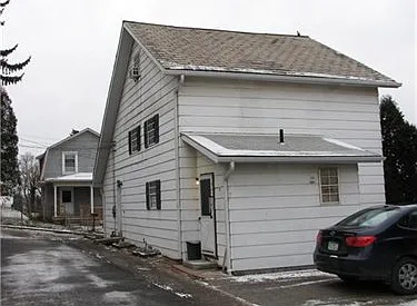 Building Photo 3