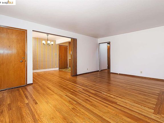 4th image of 2963 Blanding Ct