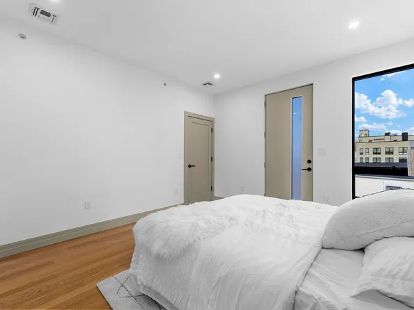 392 1st Street image 27 of 38