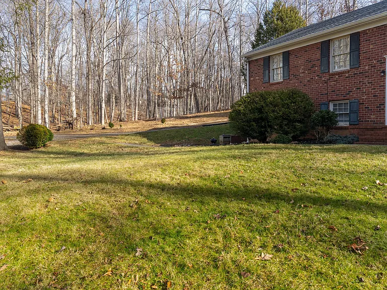 102 Forest Oaks Dr — Photo 48