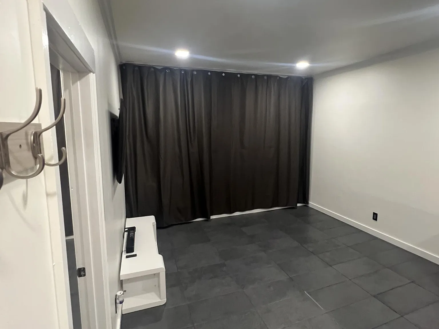 1 bed, 550 sqft, $1,795 — Photo 2