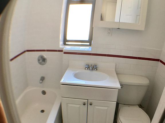 3rd image of 3070 34th St APT 5B