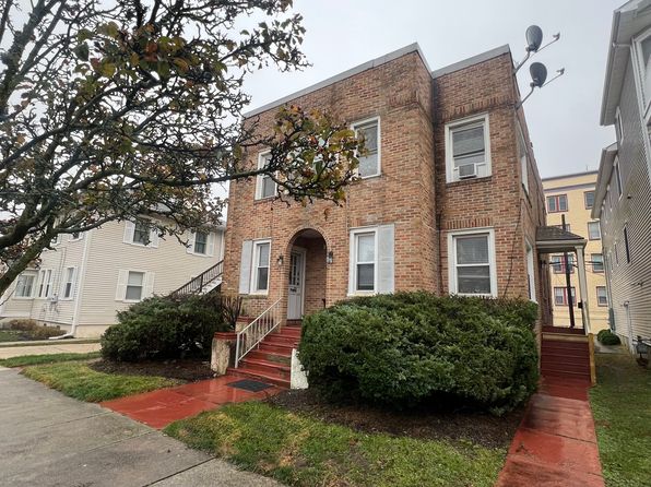 305-307 Wesley Ave #B