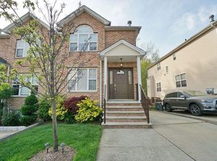 26 El Camino Loop FLOOR BASEMENT, Staten Island, NY 10309
