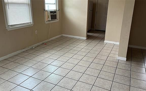2nd image of 6231 Pasteur Blvd