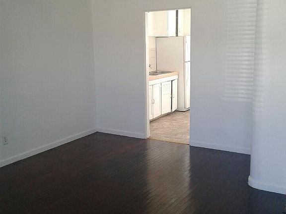 4th image of 3297 Bramson Pl