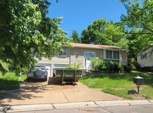 6927 Candlewick Way, Florissant, MO 63033