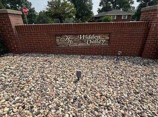 2607 Ashmat Ln, Saint Joseph, MO 64506