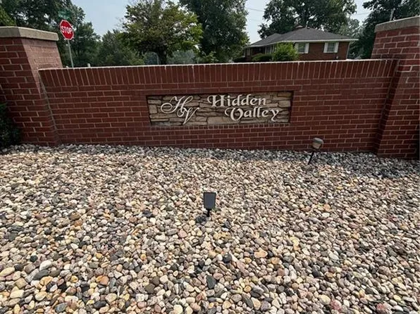 2607 Ashmat Ln, Saint Joseph, MO 64506