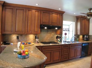152 Leslie Dr, San Carlos, CA 94070