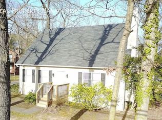 1349 Brookwood Dr, Winston Salem, NC 27106