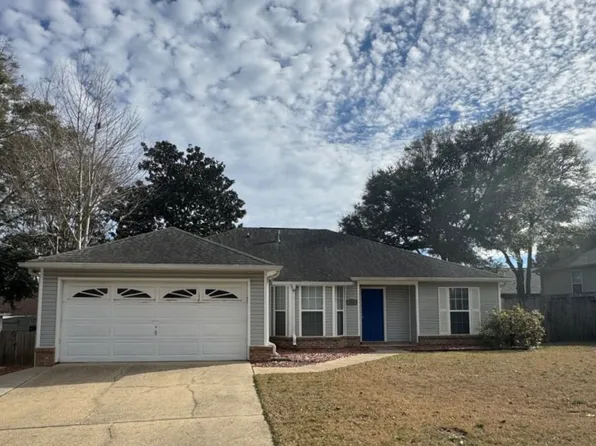 128 Menzel St, Valparaiso, FL 32580