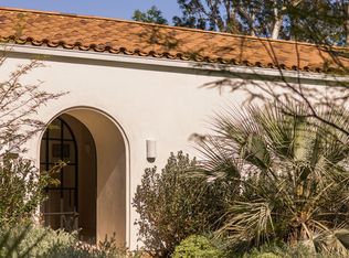 212 Copa De Oro Rd, Los Angeles, CA 90077