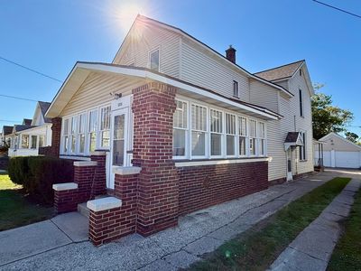 1231 Sanford St, Muskegon, MI, 49441