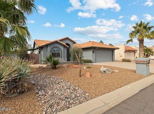26422 S Saddletree Dr, Sun Lakes, AZ 85248